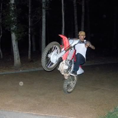 https://i368.photobucket.com/albums/oo126/theybf/Sept%2009/chris_brown_twitter__0009_Layer_12_.jpg